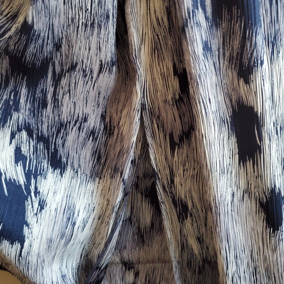 Vintage Caleche Dress, unique printed with button/ zip closure at the back seam - Picture 11 of 12